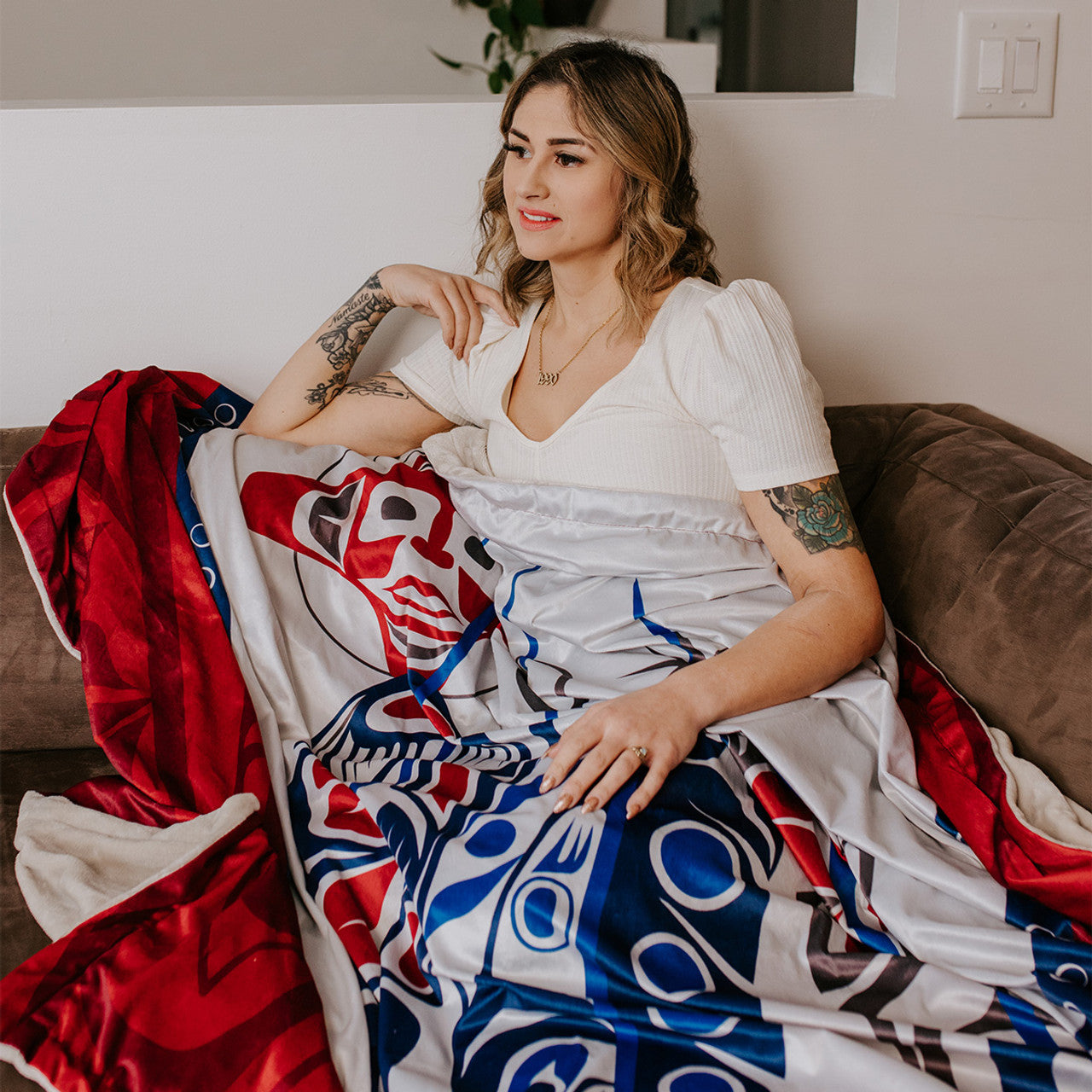 Premium Fleece Blanket - Salmon Life Cycle (Feathers)