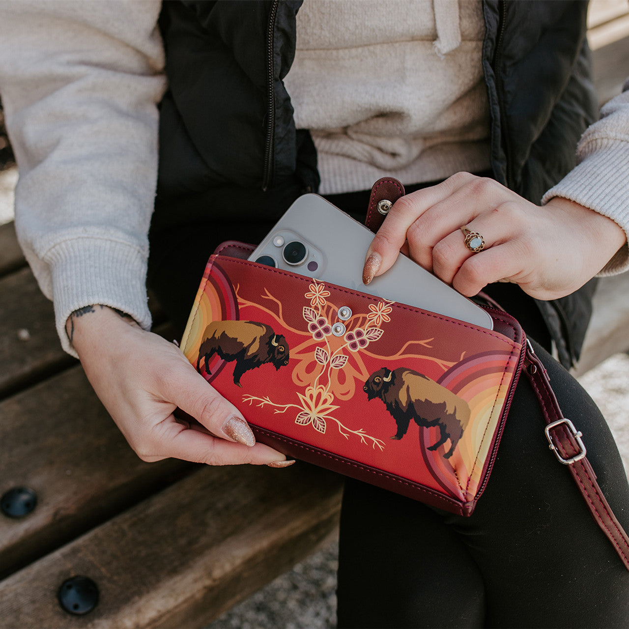 Smartphone Crossbody Bag - Buffaloes (MashkodeBiizhikina)