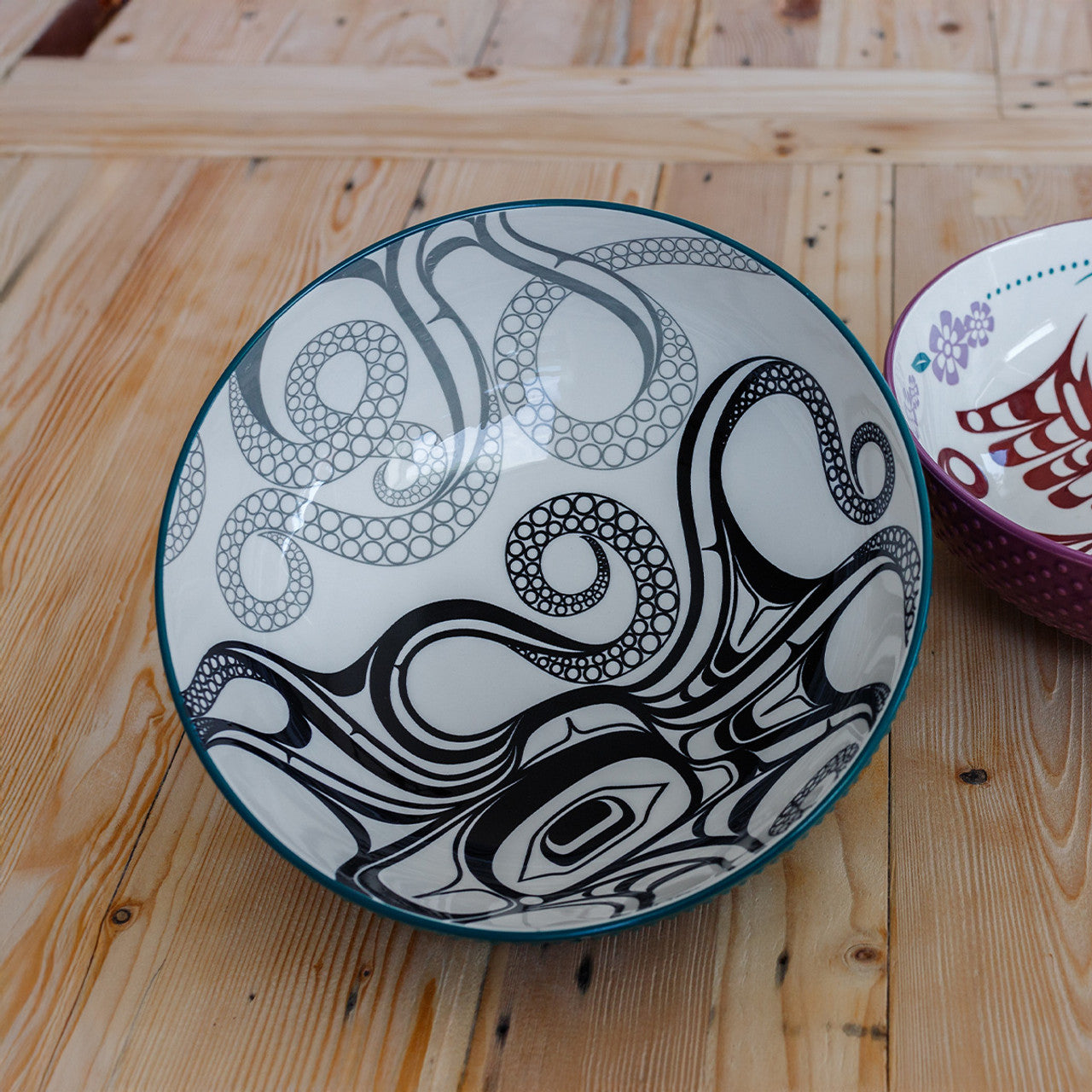 Porcelain Art Serving Bowl (Large) - Octopus (Nuu)